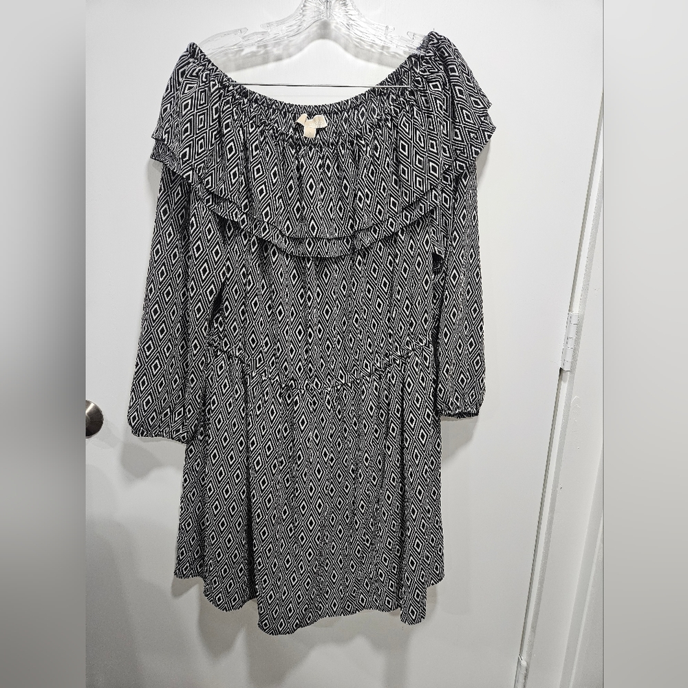 NWT Michael Kors off shoulder dress